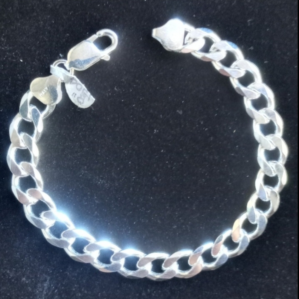 Genuine 8 in. New Curb Link (Cuban Link) [Italian] 925 Sterling Silver Bracelet - Picture 5 of 10
